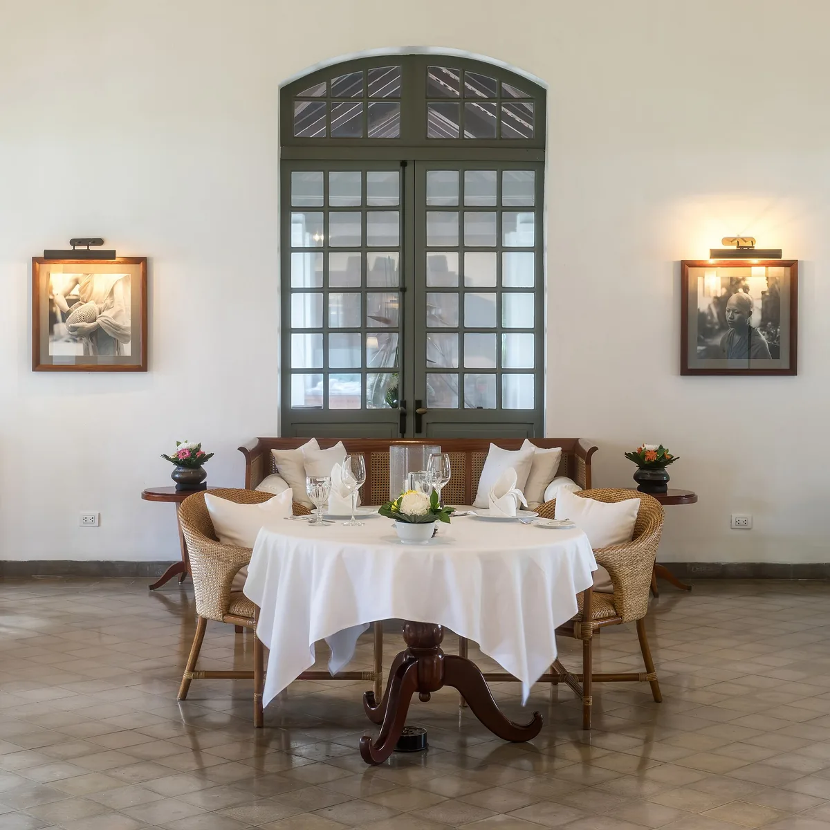 White linen tablecloth and glassware on an elegant restaurant table